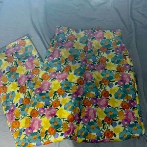 Floral Zara pants. Size M/28.